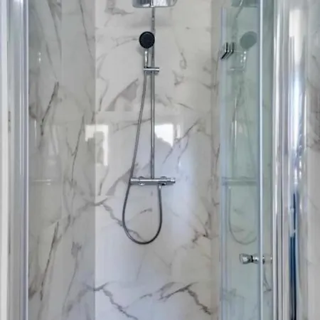 Magnificent 1-bedroom Port Apartment *