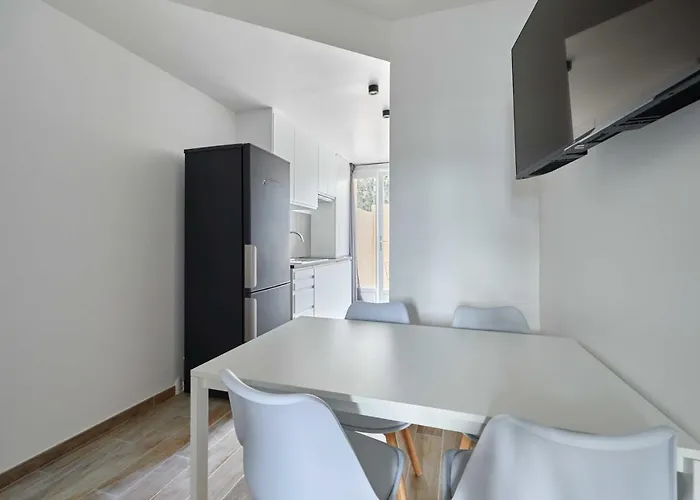 Apartment Magnificent 1-bedroom Port