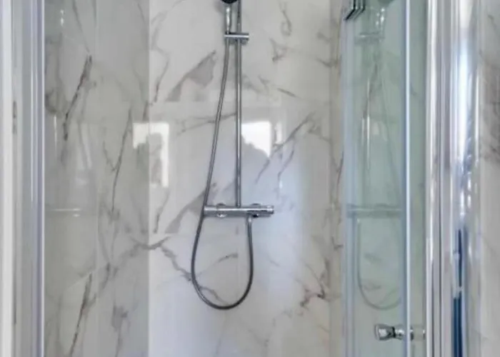 Magnificent 1-bedroom Port Apartament *